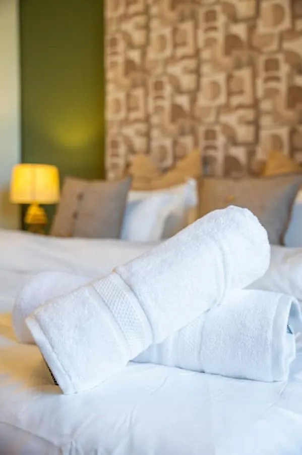 Azure Escape !Joyful 1 Bed Apartment Close To The Sea! Dubai